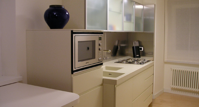 progettazione cucine: cucine moderna in rovere moro
